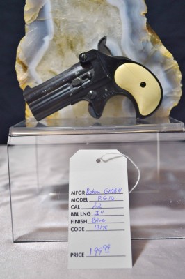 Rhom RG16 2 barrel Derringer .22LR